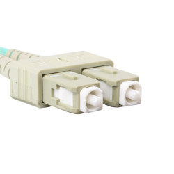 OPTICKÝ PATCHCORD MM LC/UPC-SC/UPC DUPLEX 3M LSZH OM4 50/125 3.0MM FIALOVÝ 