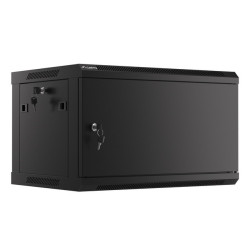 RACKOVÁ SKŘÍŇ 19" PRO MONTÁŽ NA STĚNU 6U/600X450 PRO VLASTNÍ MONTÁŽ S KOVOVÝMI DVEŘMI ČERNÁ  (PLOCHÉ BALENÍ)