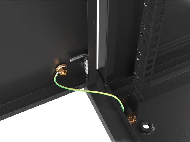 RACKOVÁ SKŘÍŇ 19" NÁSTĚNNÁ 12U/600X450 PRO VLASTNÍ MONTÁŽ S KOVOVÝMI DVEŘMI ČERNÁ  (PLOCHÉ BALENÍ)