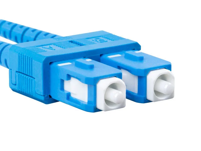 OPTICKÝ PATCHCORD SM SC/UPC-LC/UPC DUPLEX 2M LSZH G657A1 3.0MM ŽLUTÝ