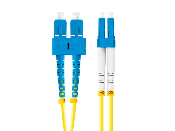 OPTICKÝ PATCHCORD SM SC/UPC-LC/UPC DUPLEX 3M LSZH G657A1 3.0MM ŽLUTÝ