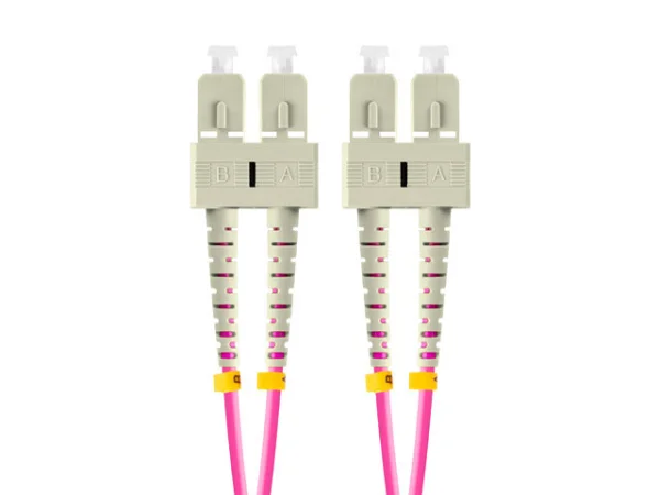 OPTICKÝ PATCHCORD MM SC/UPC-SC/UPC DUPLEX 2M LSZH OM4 50/125 3.0MM FIALOVÝ