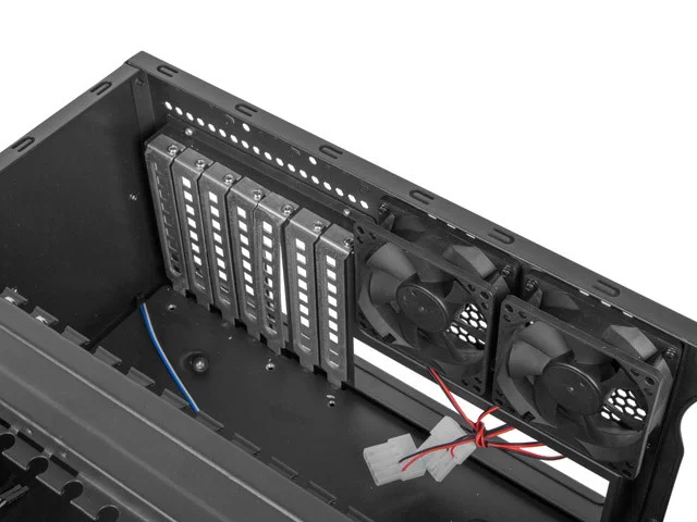 SERVEROVÉ ŠASI PRO MONTÁŽ DO RACKU  ATX 450/10 19"/4U